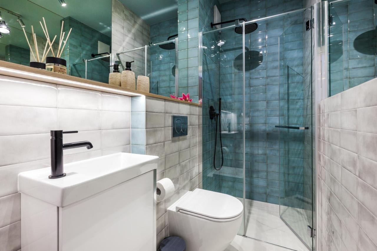 Plac Unii Aquamarine Premium Apartment Гдиня Екстериор снимка